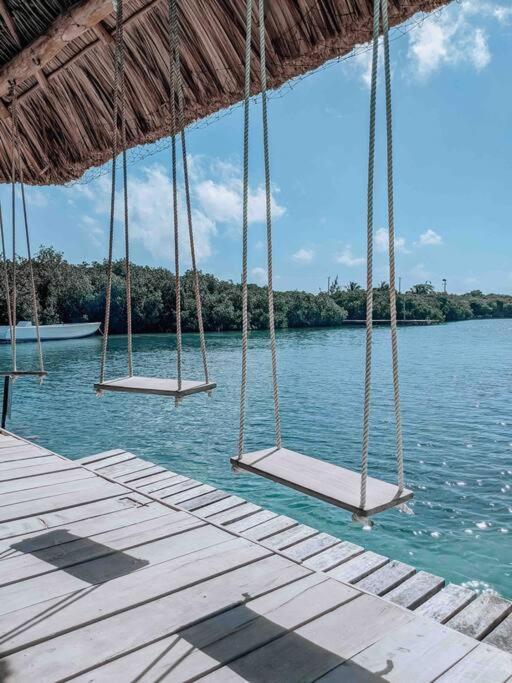 Vacation Home Blue Lotus Cayo Caulker Exterior foto